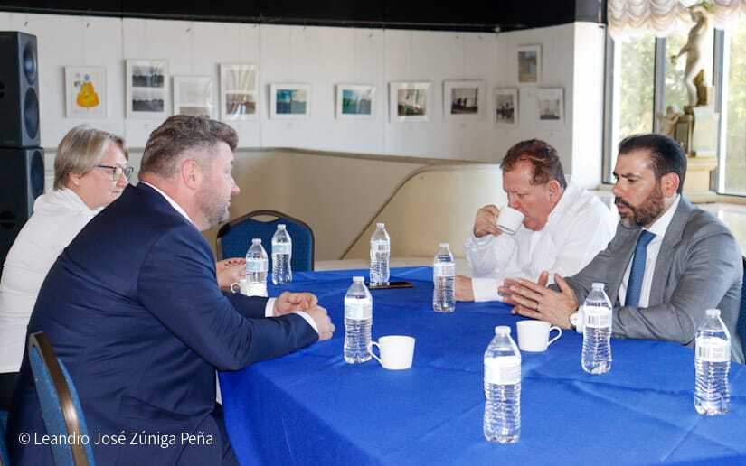 Visita-del-Embajador-de-Bielorrusia-al-TNRD-35