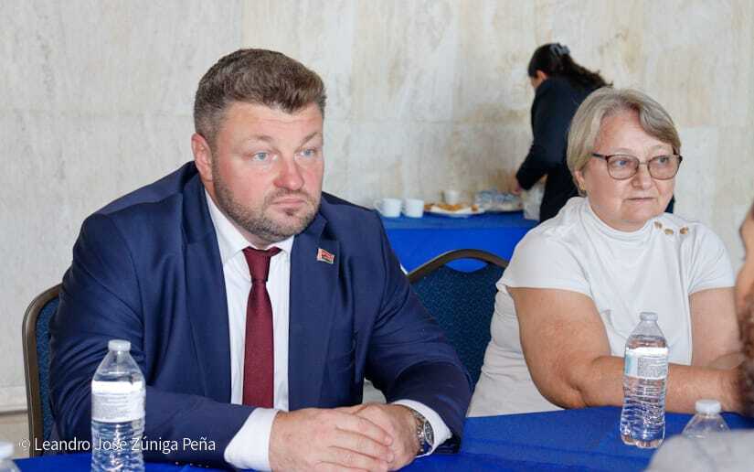 Visita-del-Embajador-de-Bielorrusia-al-TNRD-39