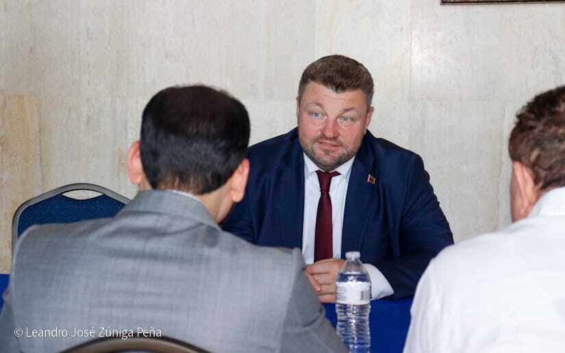 Visita-del-Embajador-de-Bielorrusia-al-TNRD-44