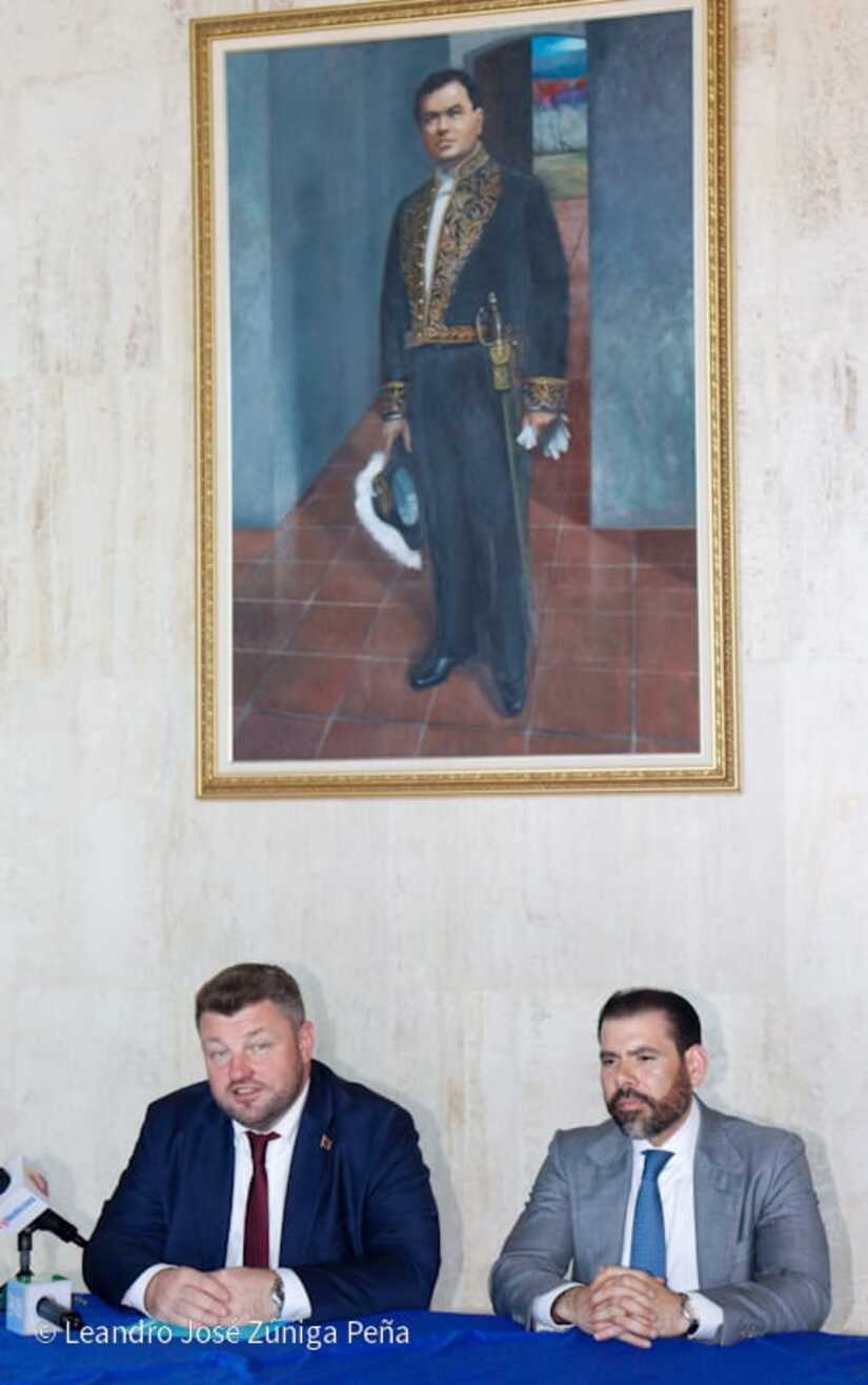 Visita-del-Embajador-de-Bielorrusia-al-TNRD-8