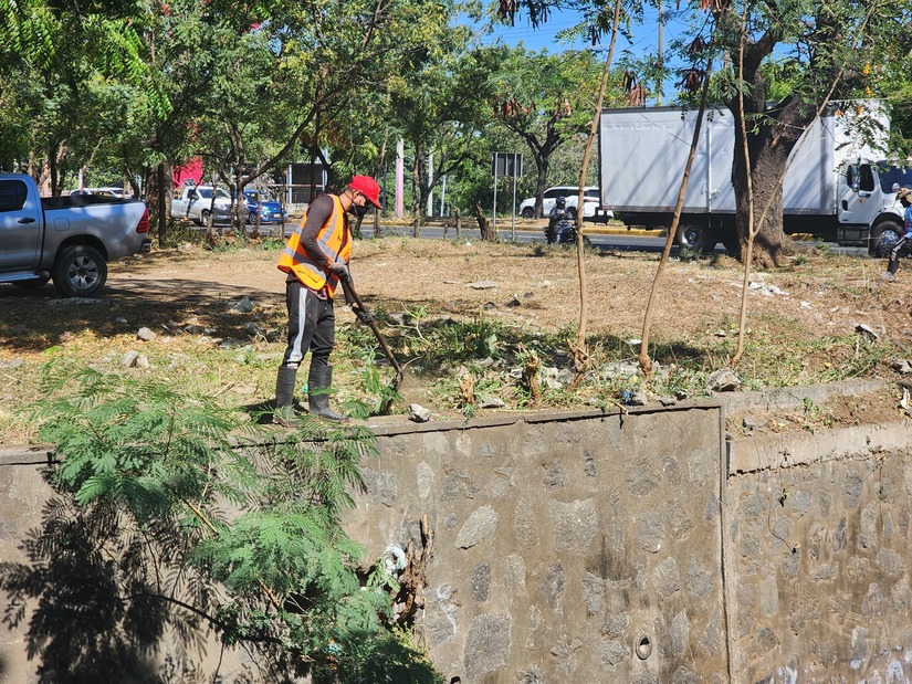 Limpieza-de-Causes-Managua-17