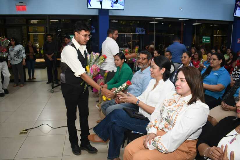 Encuentro-de-mujeres-sistema-educativo-9