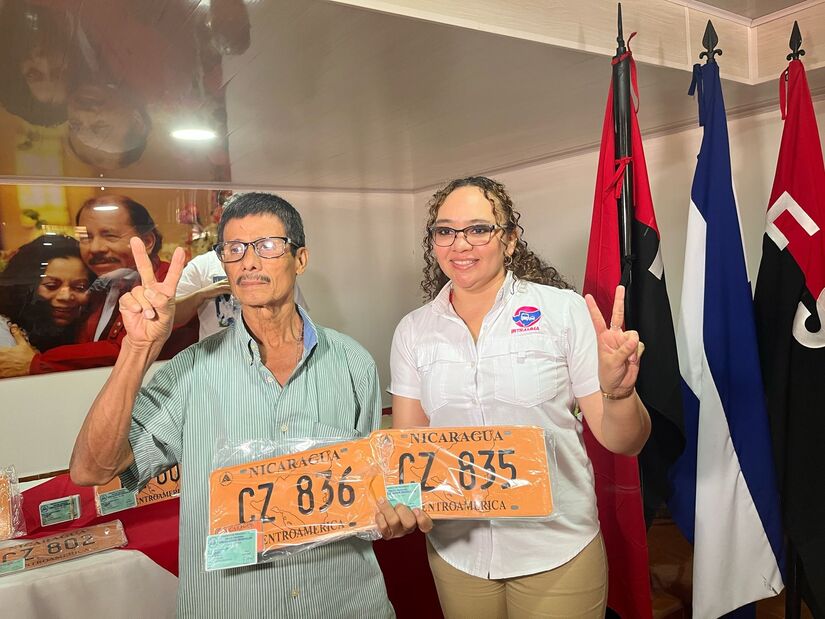 Buses-Yutong-para-Carazo-2