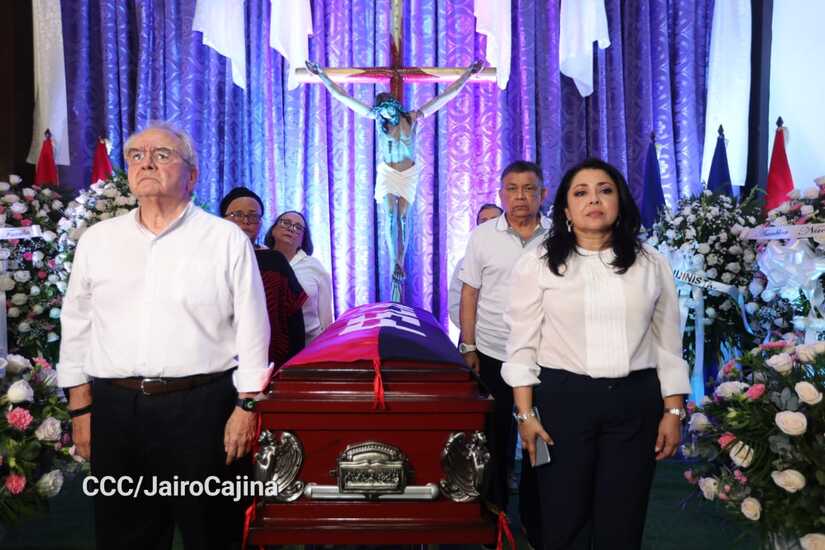 Companera-Gladys-Baez-21