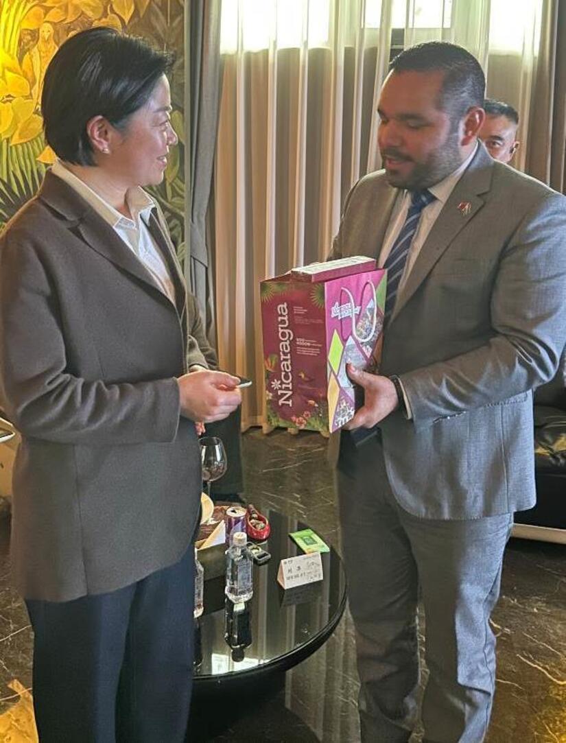 Embajada-de-Nicaragua-en-China-5