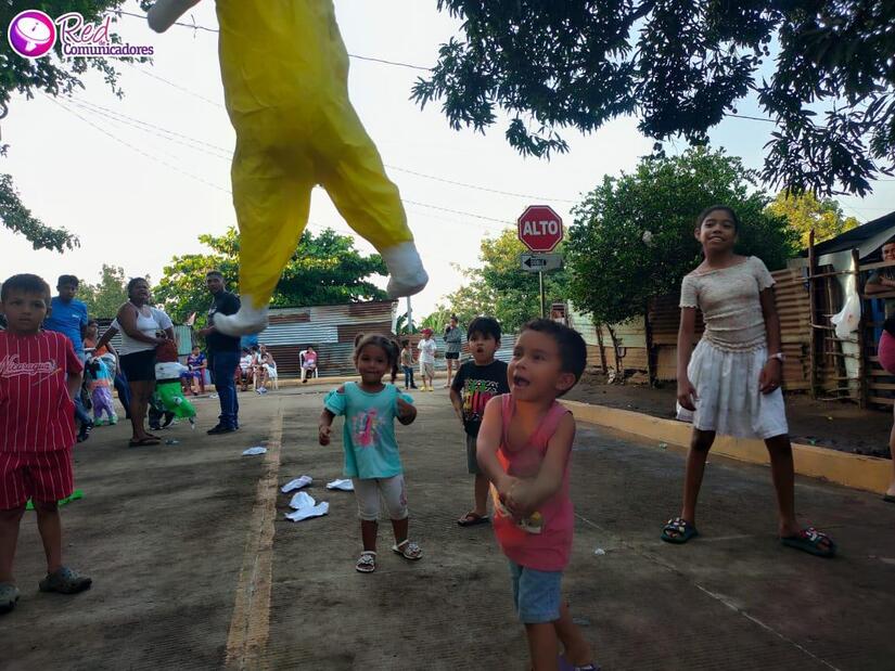 FESTIVAL-DEPARTAMENTAL-DE-LOS-MIMADOS-11