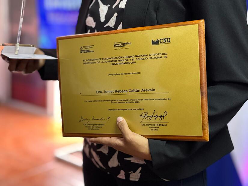 Joven-Cientifico-e-Innovador-11