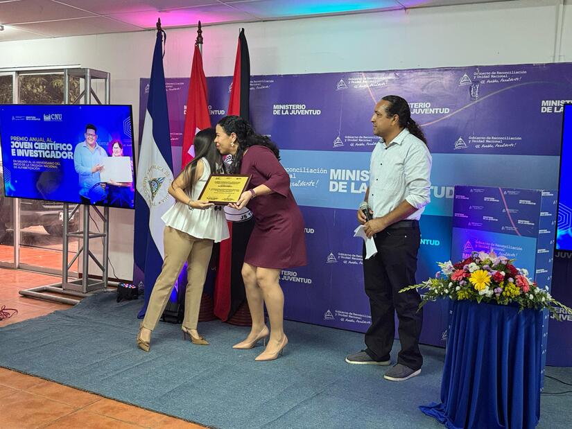 Joven-Cientifico-e-Innovador-20