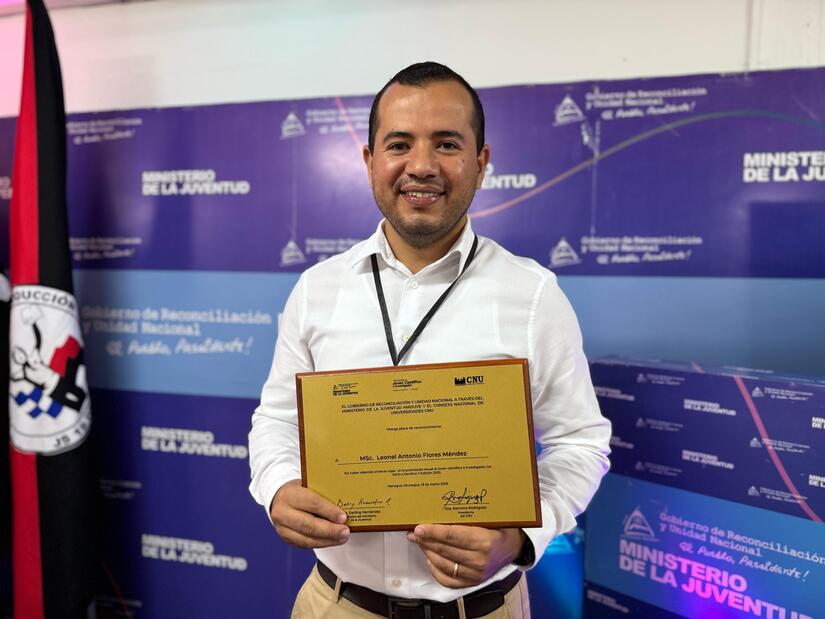 Joven-Cientifico-e-Innovador-8