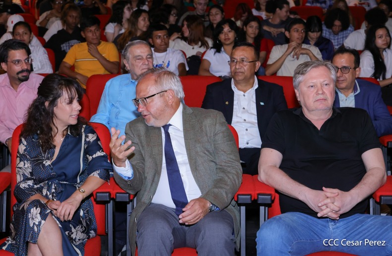 WhatsApp-Image-2025-03-25-at-18-45-09-(5)