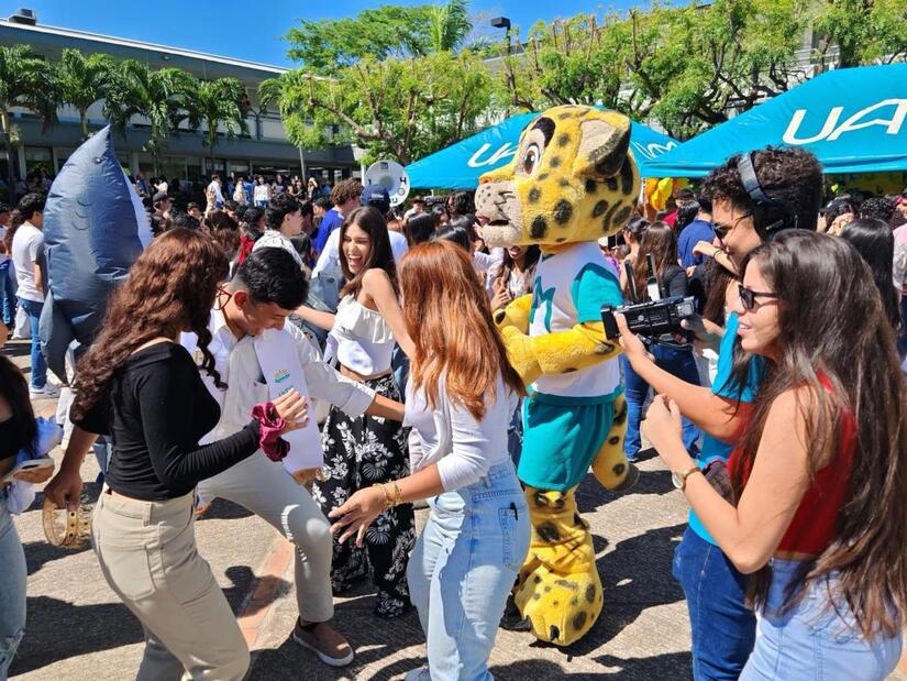 Festivales-de-Bienvenida-a-Estudiantes-3