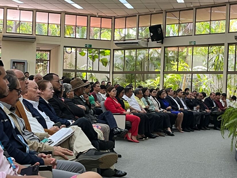 Universidad-Nacional-Casimiro-Sotelo-2