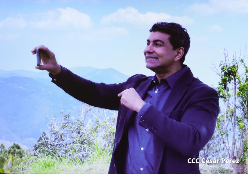 EStudiantes-de-Comunicacion-20