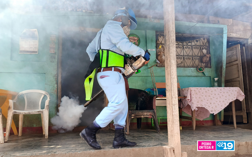 Fumigacion-Barrio-Pantasma-2