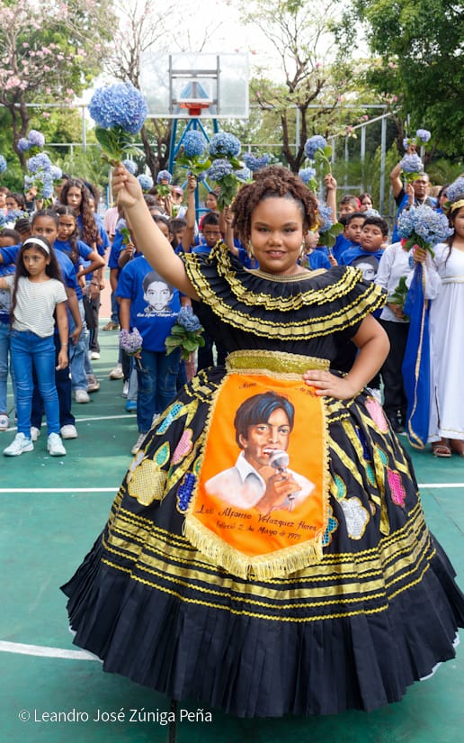 Luis-Alfonso-Velasquez-Flores-26