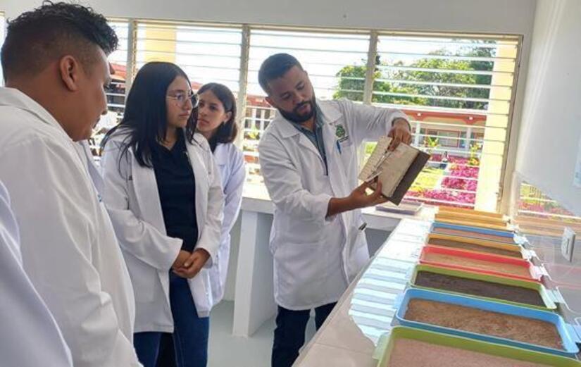 Centro-Universitario-Padre-y-Comandante-Camilo-Torres-Restrepo-15