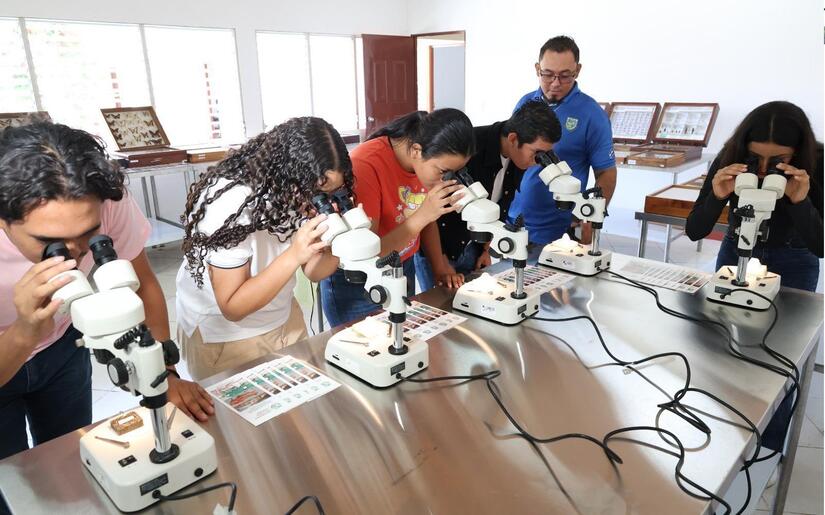 Centro-Universitario-Padre-y-Comandante-Camilo-Torres-Restrepo-22