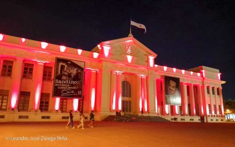 PLAZA-DE-LA-REVOLUCION--(2)