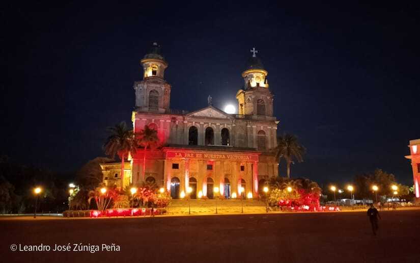 PLAZA-DE-LA-REVOLUCION--(8)