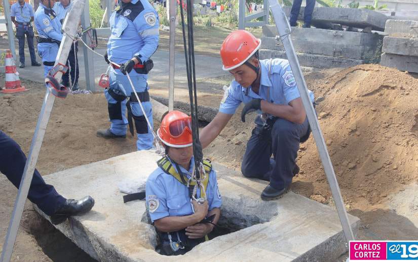 Bomberos-Unidos-de-Nicaragua-14