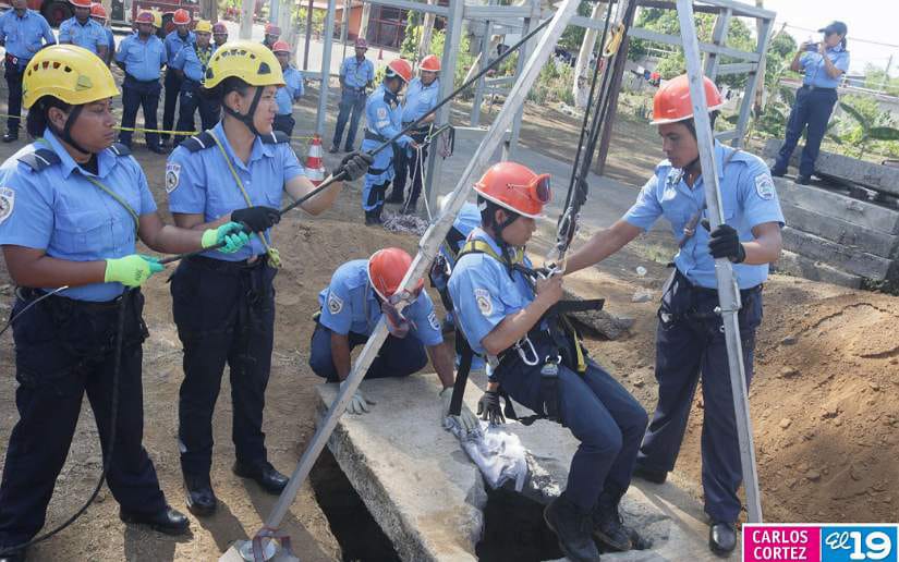 Bomberos-Unidos-de-Nicaragua-16
