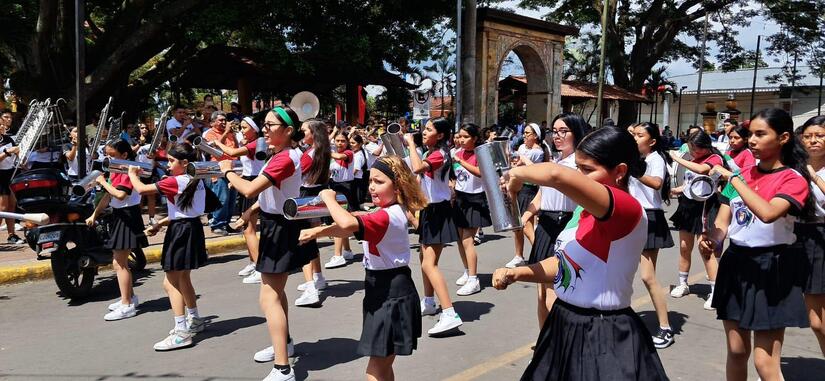 CARAZO-(10)