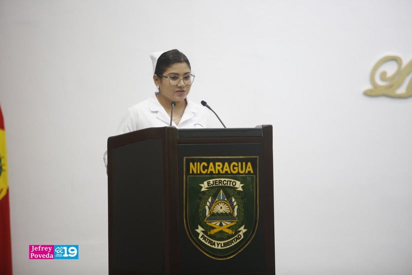 Egresados-Universidad-4-de-Mayo-13