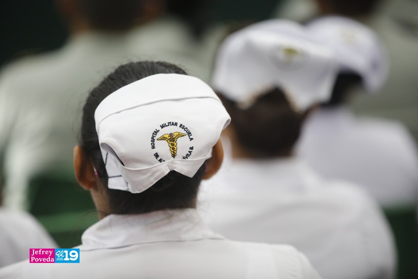 Egresados-Universidad-4-de-Mayo-14