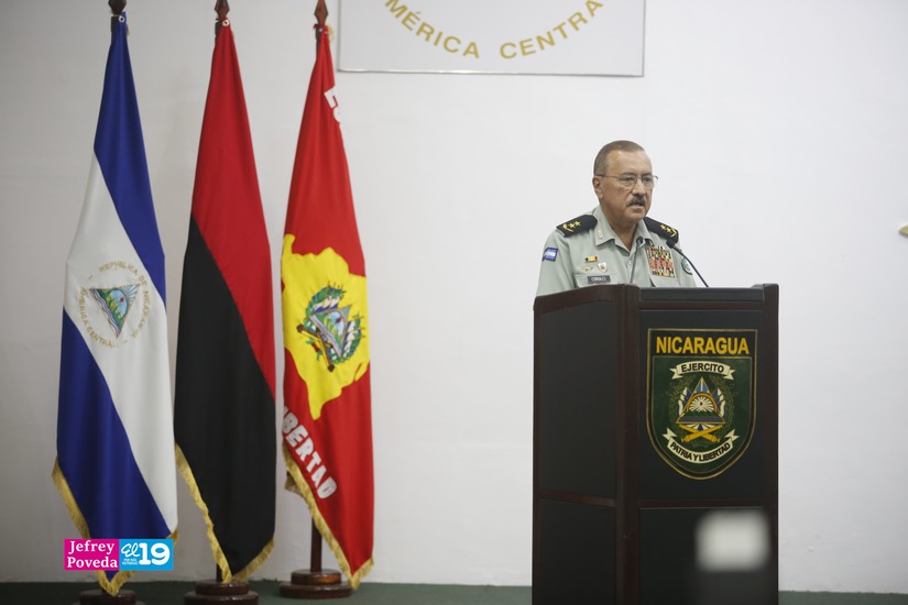 Egresados-Universidad-4-de-Mayo-25