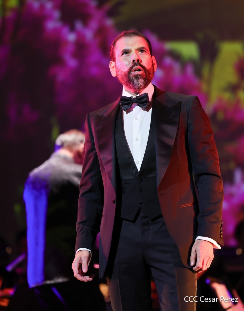 GALA-ARTISTICA-TNRD--(2)