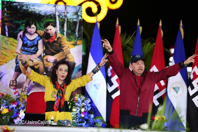 Entrega-de-autobuses-chinos-12