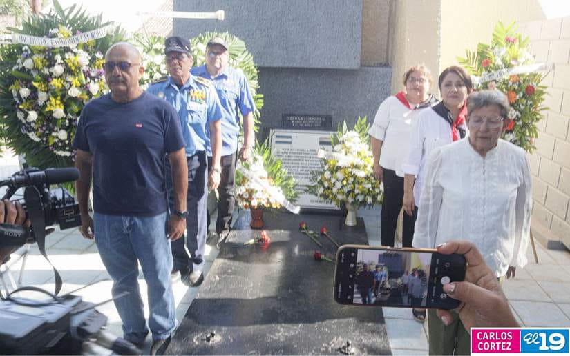 Homanaje-al-Cmdte-German-Pomares-Ordonez-1