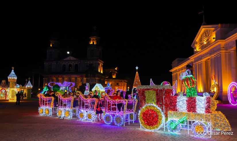 Adornos-Navidad-Managua--(56)