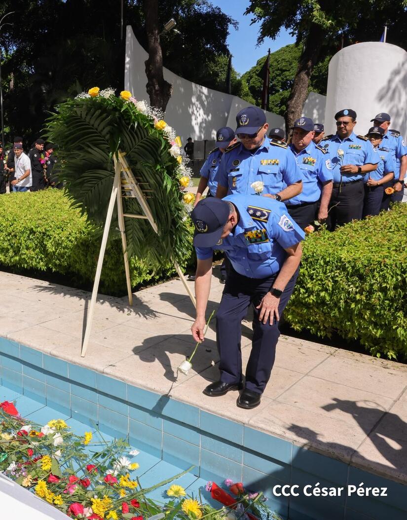 Comandante-Carlos--(5)