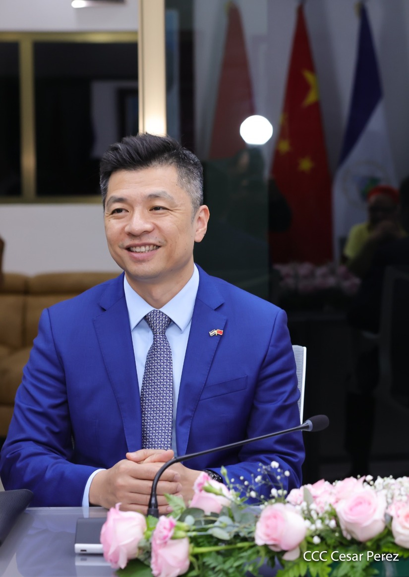 Embajador-de-China-3