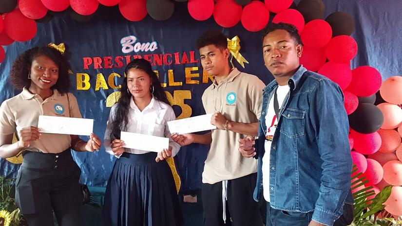 Bono-Presidencial-64