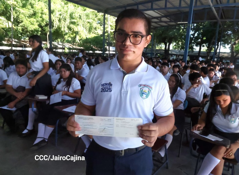 Bono-Presidencial-a-Bachilleres-14