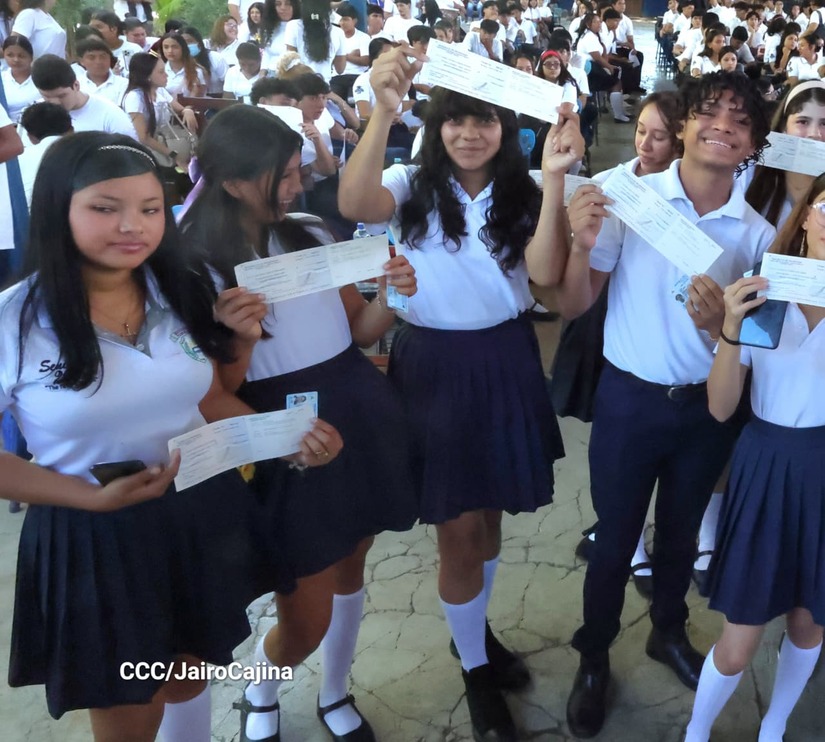 Bono-Presidencial-a-Bachilleres-6