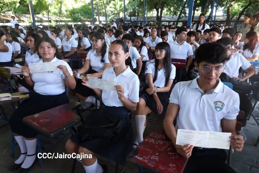 Bono-Presidencial-a-Bachilleres-8