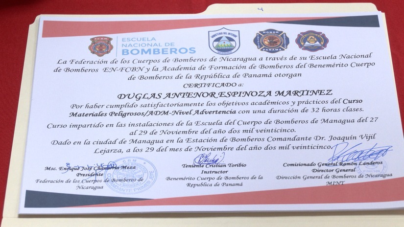 BOMBEROS-(3)