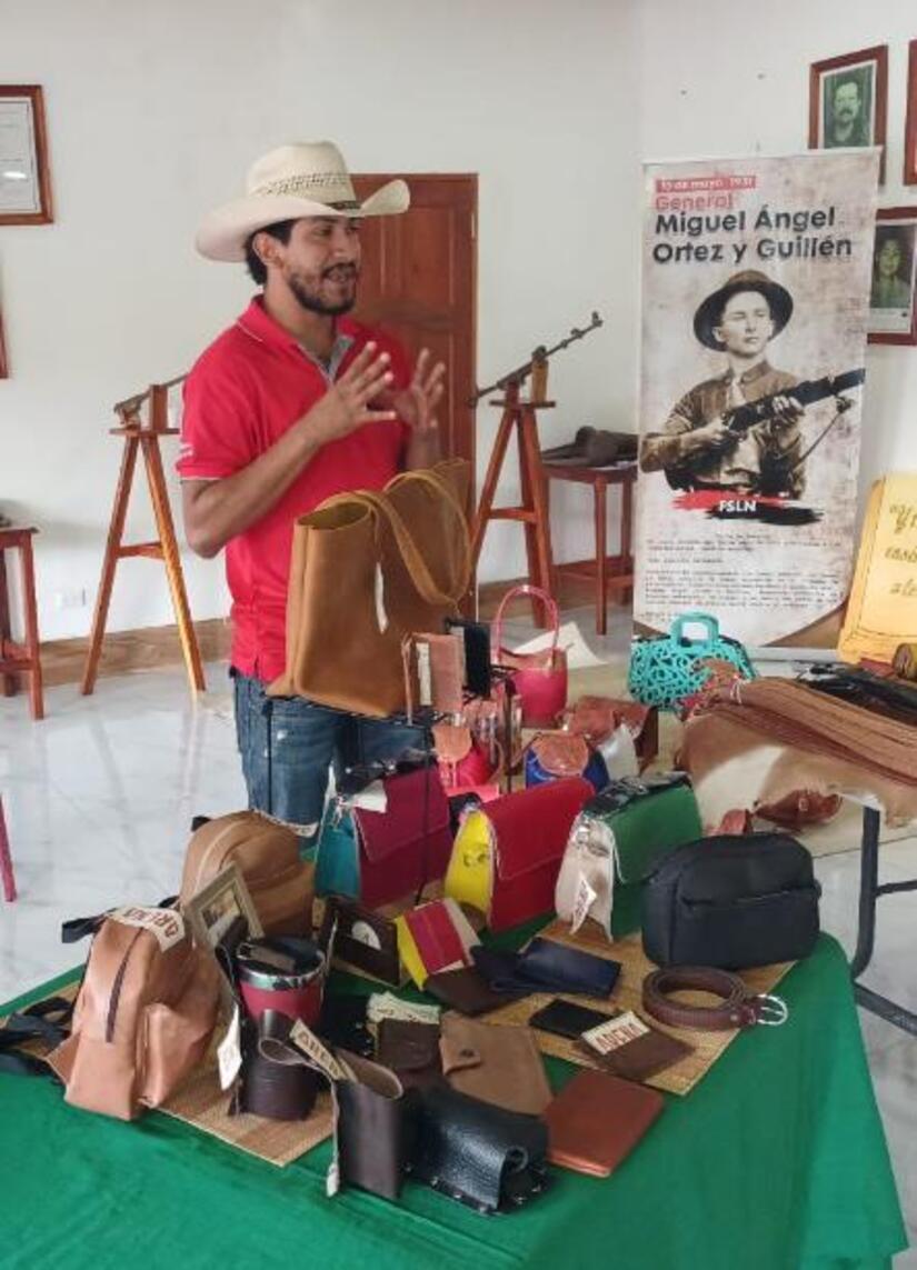 CUERO4