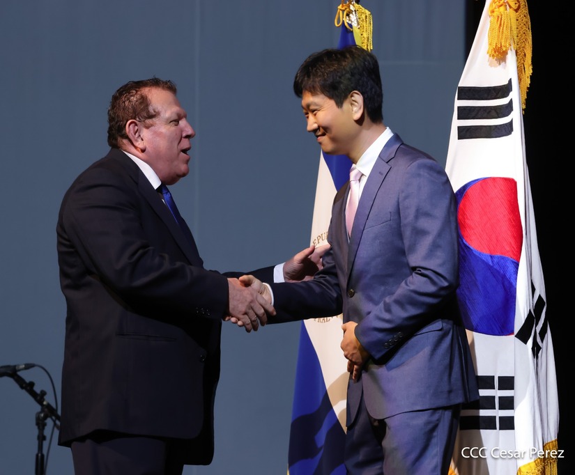 COREA18