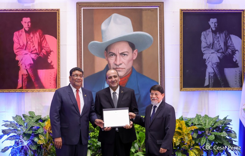 Nuevo-Embajador-de-Palestina-21