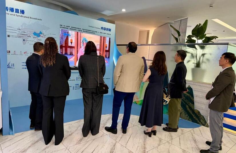 Grupo-de-Medios-de-China-7