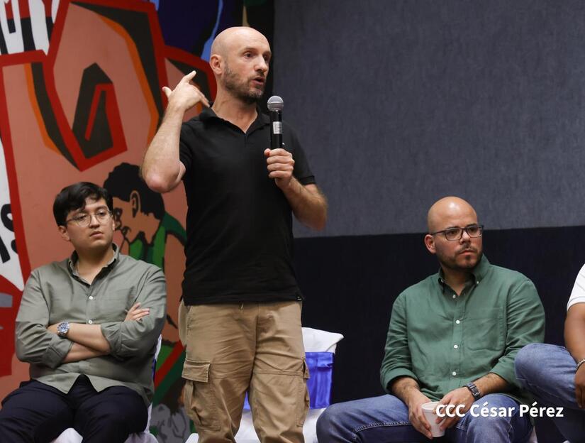 Comunicadores-RT-en-Espanol-12