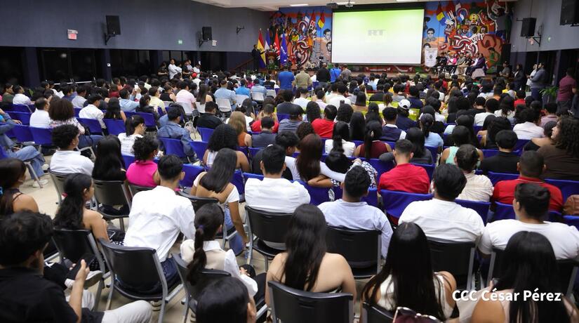 Comunicadores-RT-en-Espanol-3