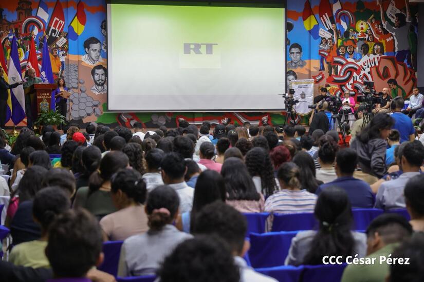 Comunicadores-RT-en-Espanol-4