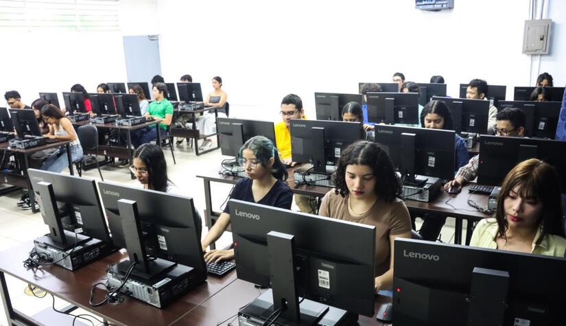 Laboratorios-UNAN-mANAGUA-1