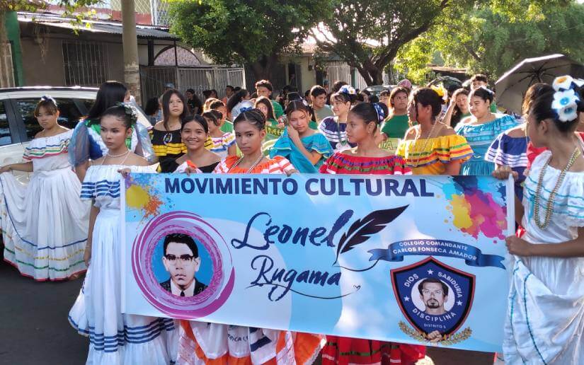 DESFILE-(8)