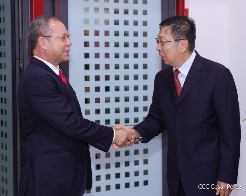 REPUBLICA-POPULAR-CHINA--(22)